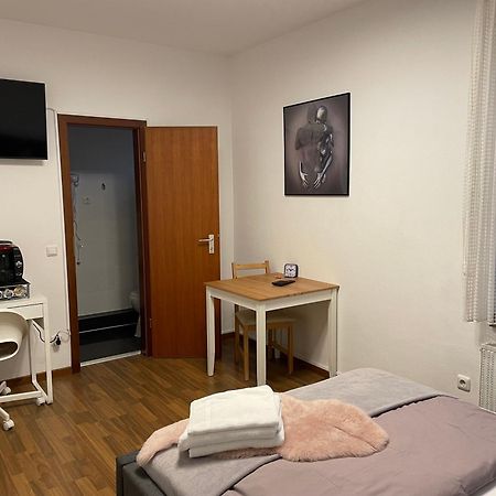 Hotel Kronenhof & Gaststaette Zum Fehling Julich Bagian luar foto